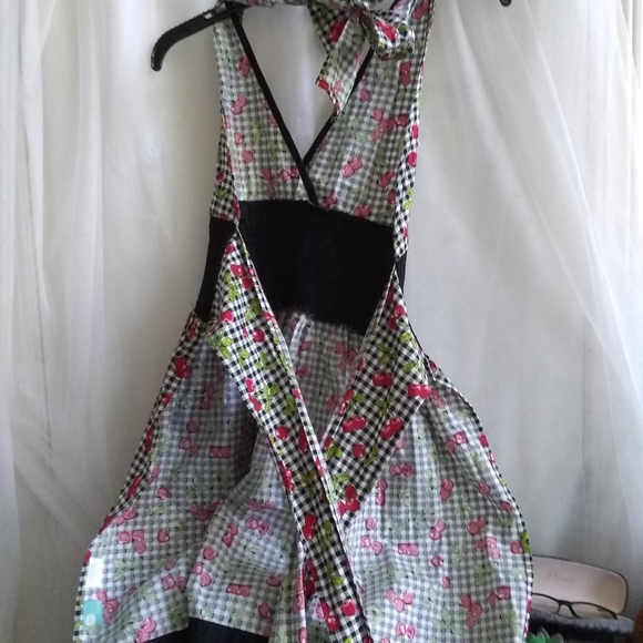 🍒Gourmet's ads Living Hostess Aprons 🍰 Like New - Picture 2 of 5